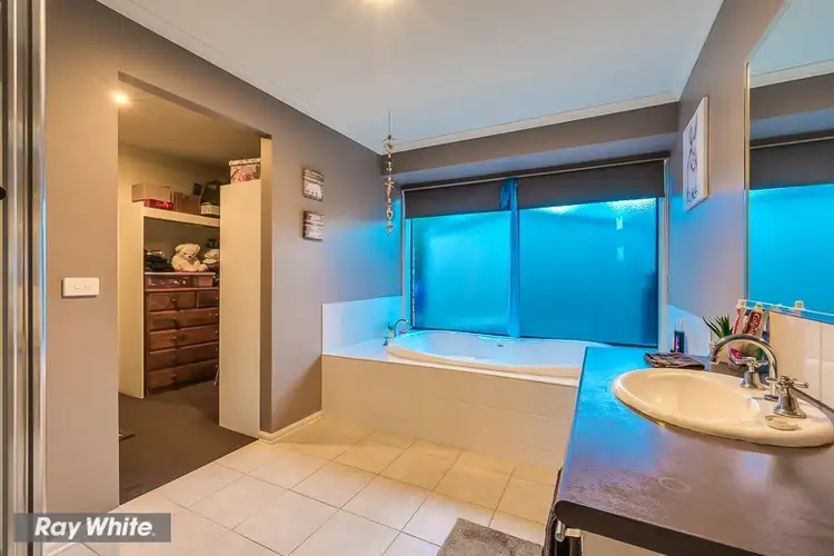 Sixth view of Homely house listing, 4 Aberdeen Way, Tarneit VIC 3029