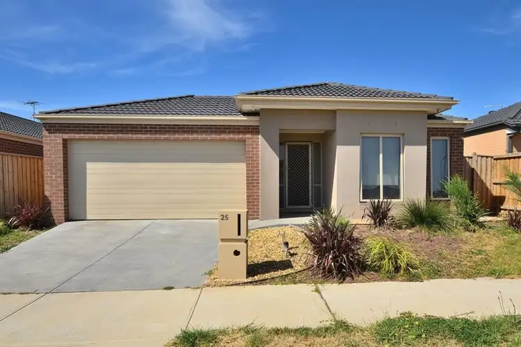25 Balerno Way, Mernda VIC 3754