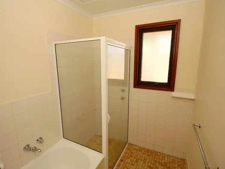 Sixth view of Homely house listing, 2 Pearson Court, Berri SA 5343