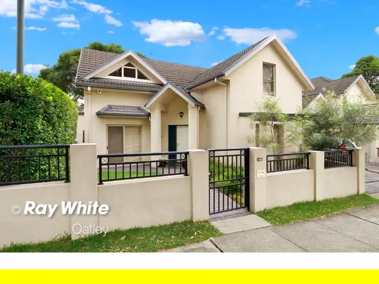 14a Wonoona Parade (West), Oatley NSW 2223