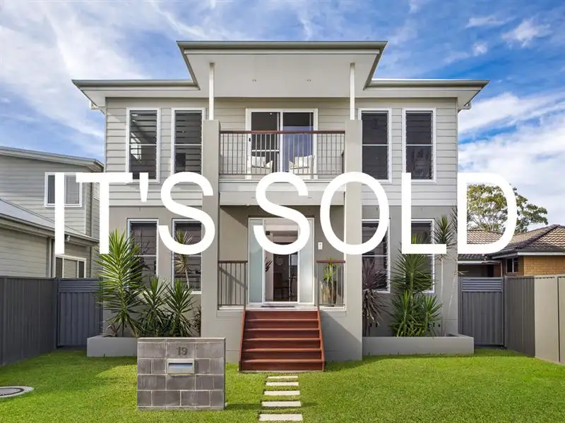 Main view of Homely house listing, 19 Davis Avenue, Davistown NSW 2251