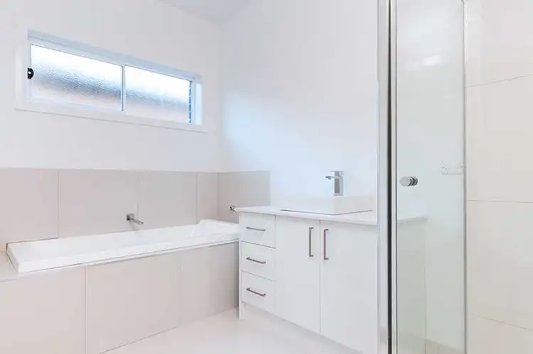 Sixth view of Homely house listing, 29 Viewmont Avenue, Craigieburn VIC 3064