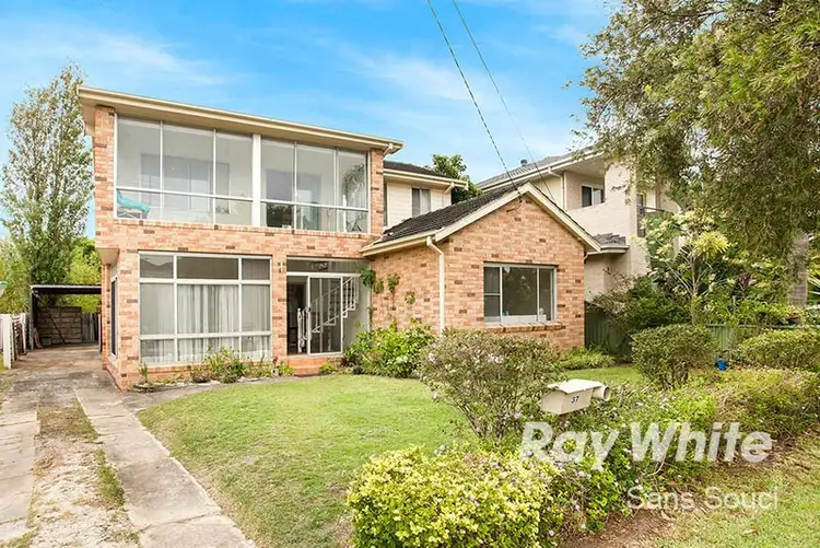 37 Colson Crescent, Monterey NSW 2217