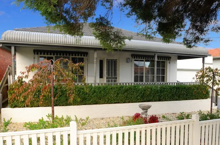 10 Henry Street, Oakleigh VIC 3166