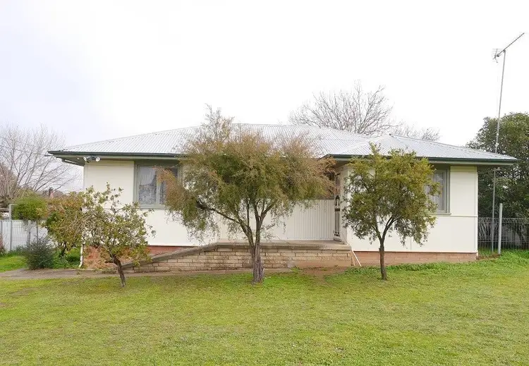 38 Watt Street, Cowra NSW 2794
