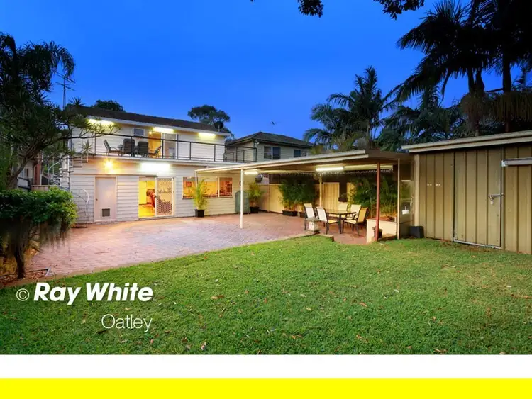 17 Greenlands Avenue, Peakhurst NSW 2210