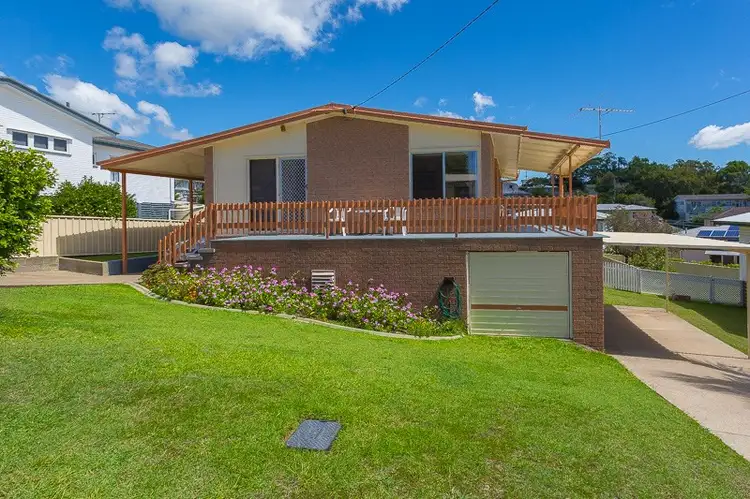 32 Banoon Drive, Wynnum QLD 4178