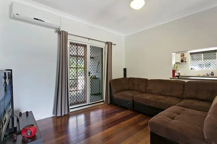11 Calston Street, Oxley QLD 4075