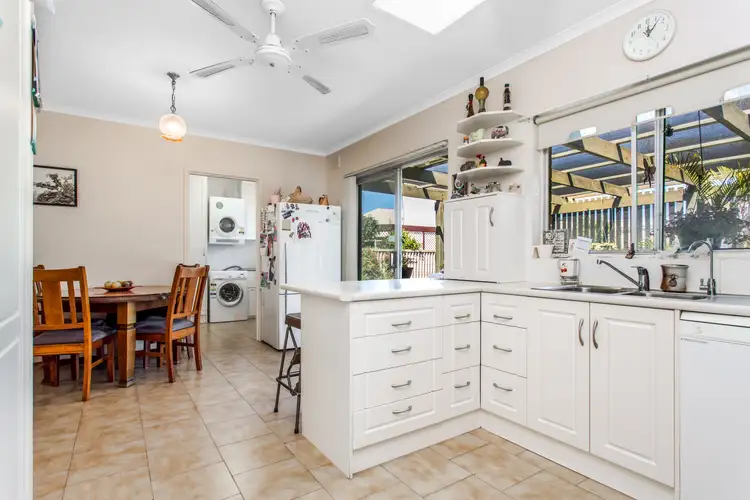 Fifth view of Homely house listing, 2 Lisa Place, Grange SA 5022