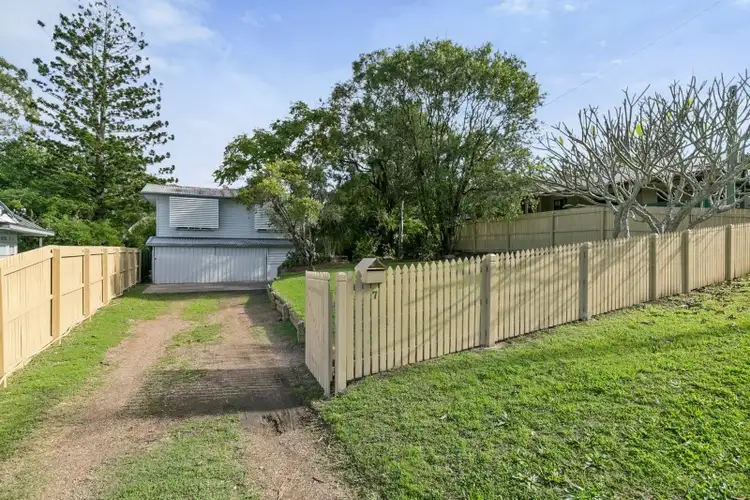 7 Jackes Street, Eastern Heights QLD 4305