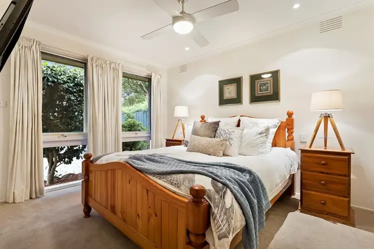 Sixth view of Homely house listing, 3 Clifton Street, Bentleigh East VIC 3165