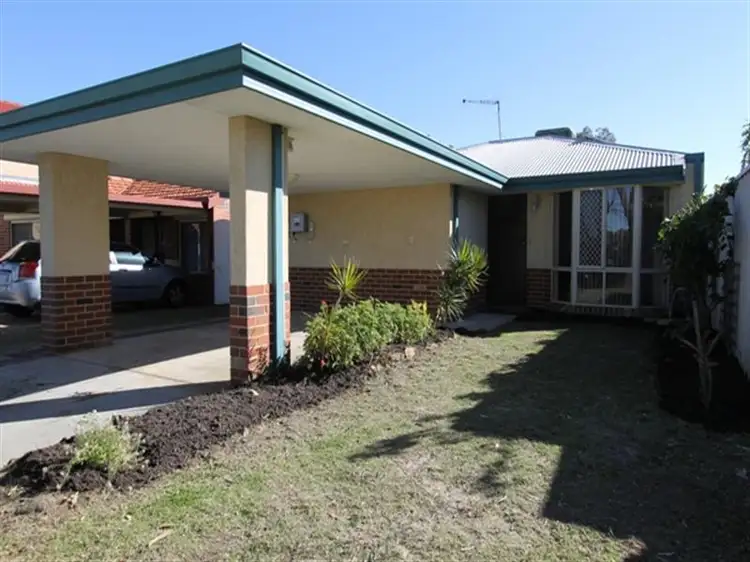40 Boorabbin Place, Ballajura WA 6066
