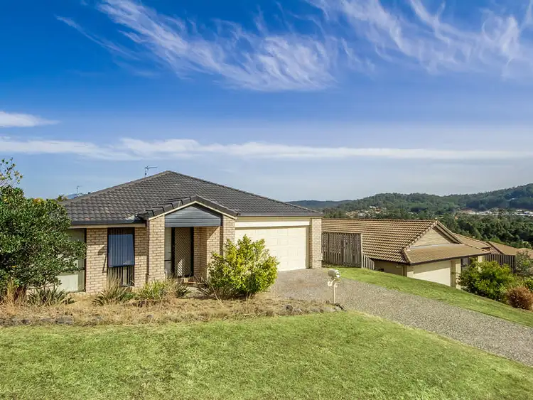 17 Lister Street, Oxenford QLD 4210