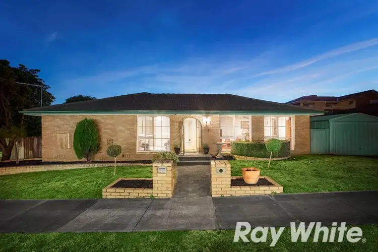 1 Pioneer Court, Rowville VIC 3178