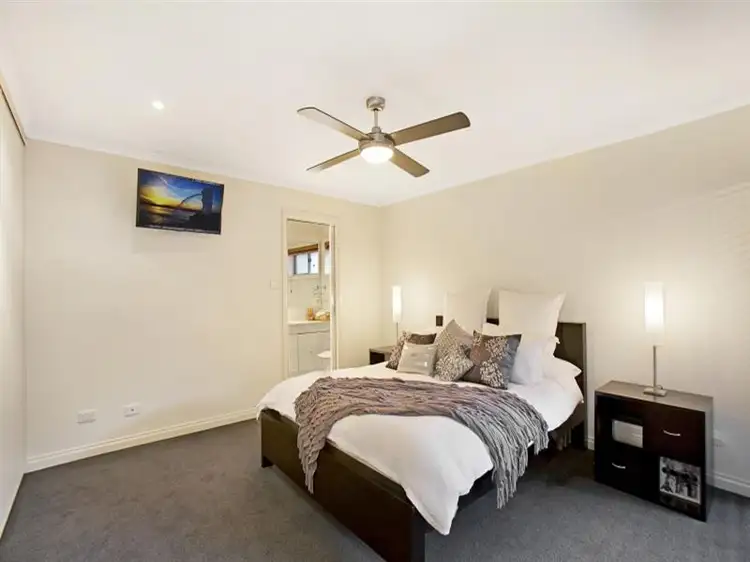 Sixth view of Homely unit listing, 2/7 Belle Crescent, Mordialloc VIC 3195