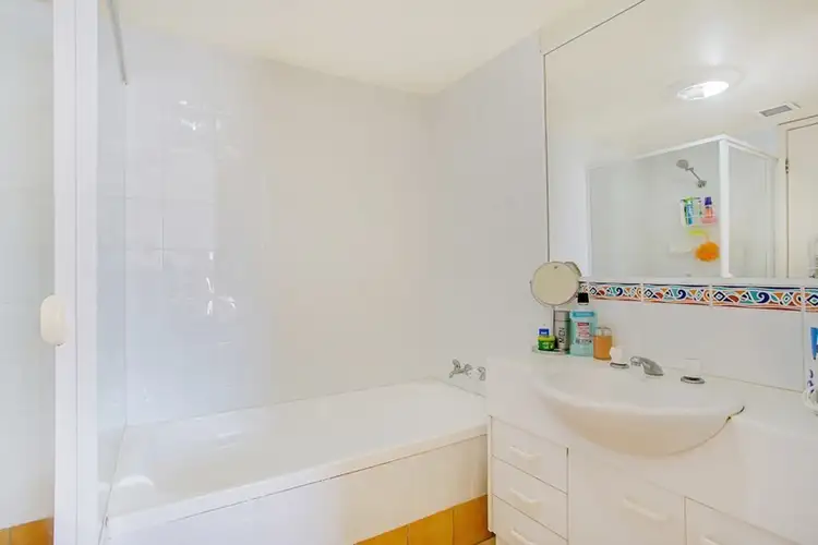 Fifth view of Homely unit listing, 6/5 Mountain view Avenue, Miami QLD 4220