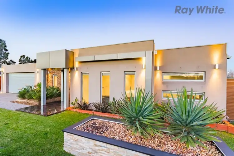 3 George Street, Taylors Hill VIC 3037