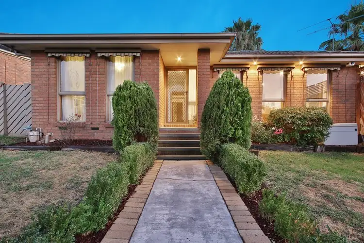 Second view of Homely house listing, 1 French Close, Mooroolbark VIC 3138