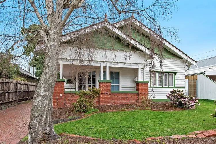5 Lloyds Avenue, Caulfield East VIC 3145