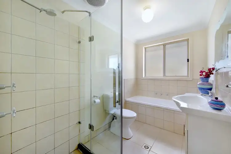 Fifth view of Homely house listing, 8B Vaucluse Place, Glen Alpine NSW 2560