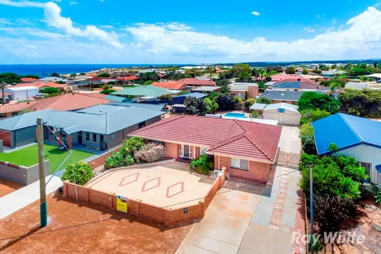 34 Volute Street, Sunset Beach WA 6530