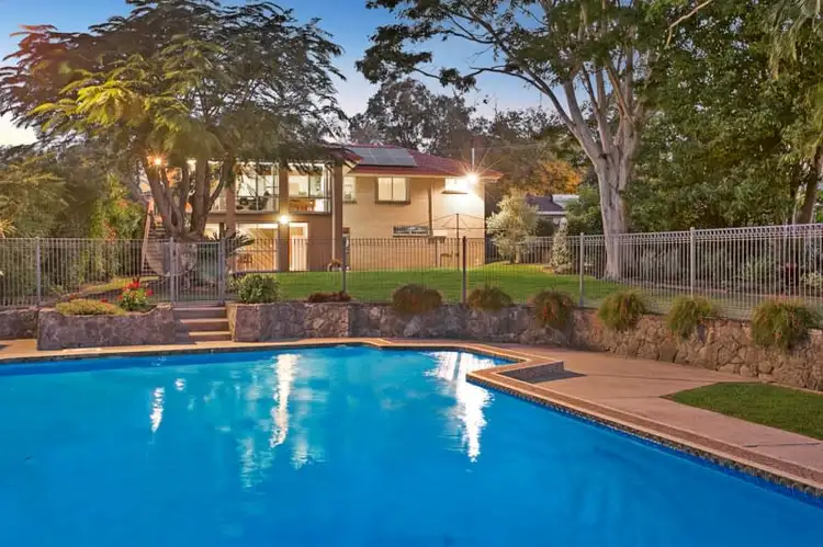 28 Valantine Road, Birkdale QLD 4159