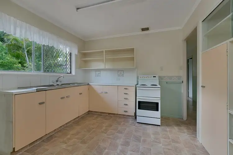 Fifth view of Homely house listing, 5 Diana Court, Alexandra Hills QLD 4161