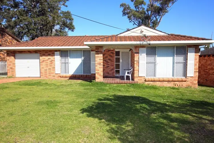 5 Amalfi Cresent, Nowra NSW 2541