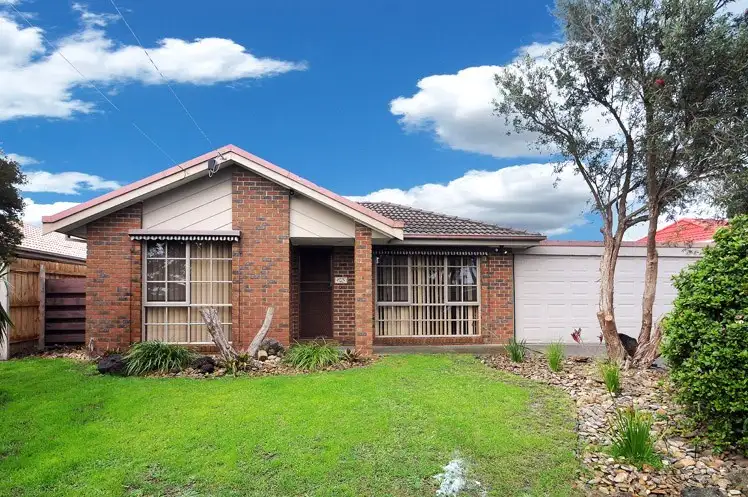 44 Pardalote Avenue, Carrum Downs VIC 3201