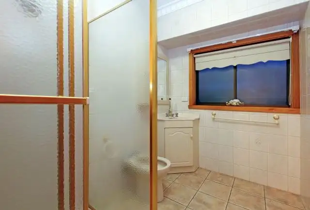 Seventh view of Homely house listing, 33 Hughes Parade, Reservoir VIC 3073