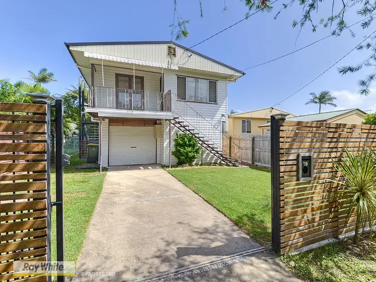19 Mary Street, Redcliffe QLD 4020