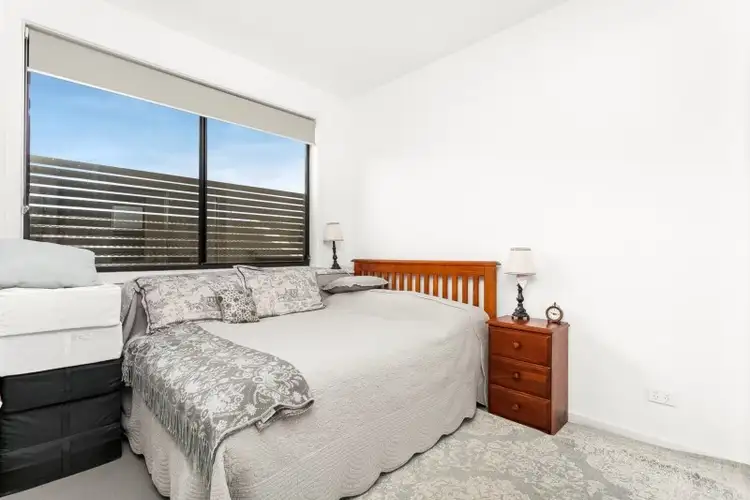 Fifth view of Homely apartment listing, 5/1 Griffiths Street, Reservoir VIC 3073