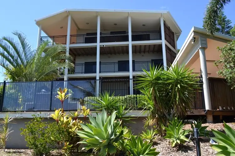 6 Buccaneer Avenue, Lammermoor QLD 4703
