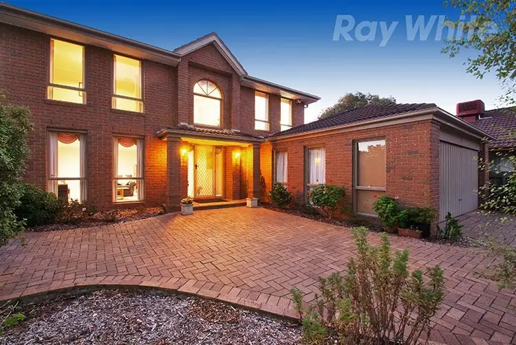 11 TARA Close, Croydon VIC 3136