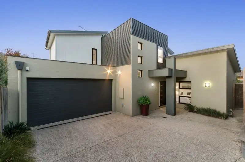 Main view of Homely house listing, 2/20 Upper Skene Street, Newtown VIC 3220