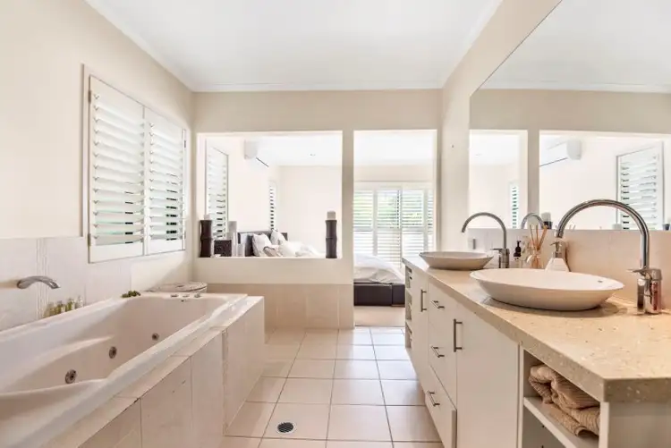 Seventh view of Homely other listing, 1/90 Leyte Avenue, Palm Beach QLD 4221