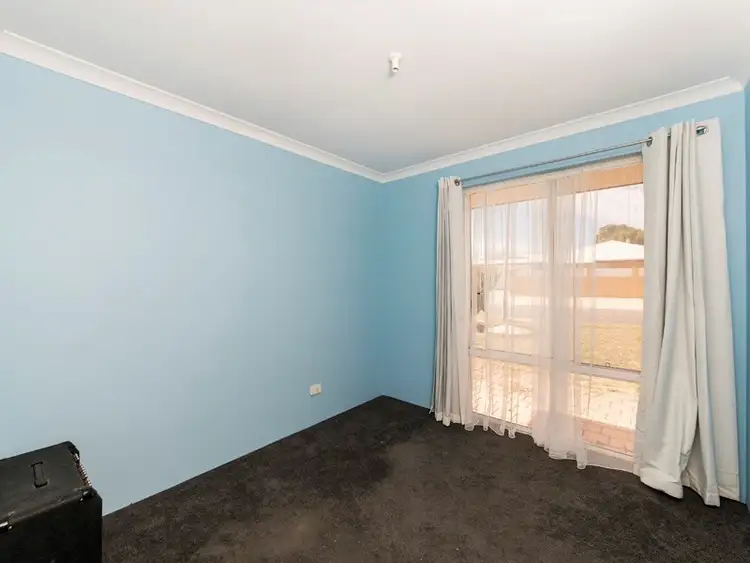 Sixth view of Homely house listing, 6 Limosa Glade, Warnbro WA 6169