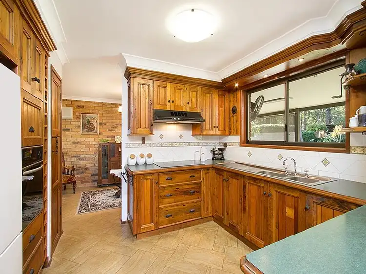 Fifth view of Homely house listing, 32 Deloraine Drive, Springwood QLD 4127