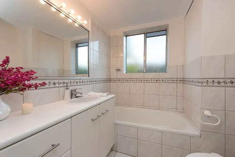 Fifth view of Homely unit listing, 4/103 Windermere Road, Hamilton QLD 4007