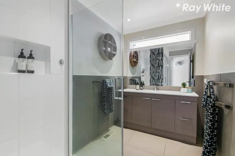 Fifth view of Homely house listing, 2/11 Lane Road, Ferntree Gully VIC 3156