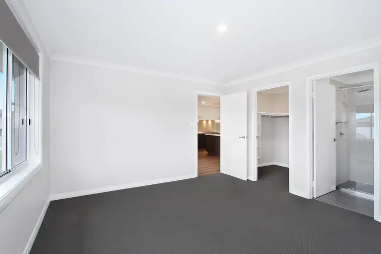 Fifth view of Homely house listing, 8 Kingham Street, Tamworth NSW 2340