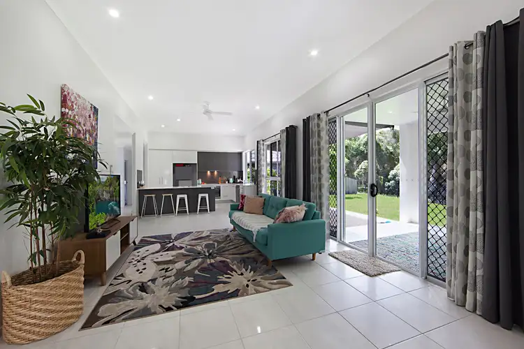 3 Seaspray Court, Bushland Beach QLD 4818