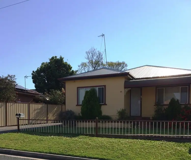 Main view of Homely unit listing, 2/16 Charles Road, Tarrawanna NSW 2518