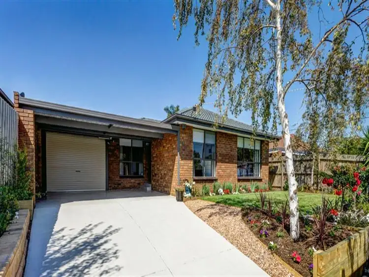 40 Benkel Avenue, Cheltenham VIC 3192