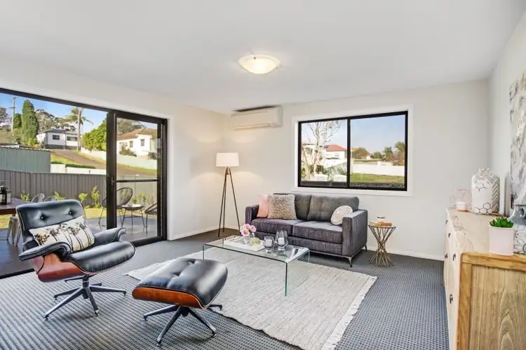 2/49 Mawson Street, Shortland NSW 2307