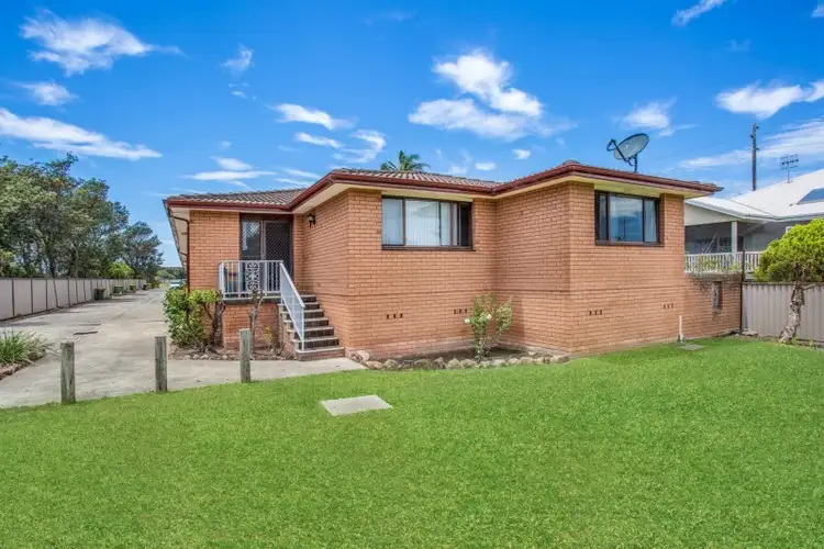 Main view of Homely villa listing, 8/142 Hutton Road, The Entrance North NSW 2261