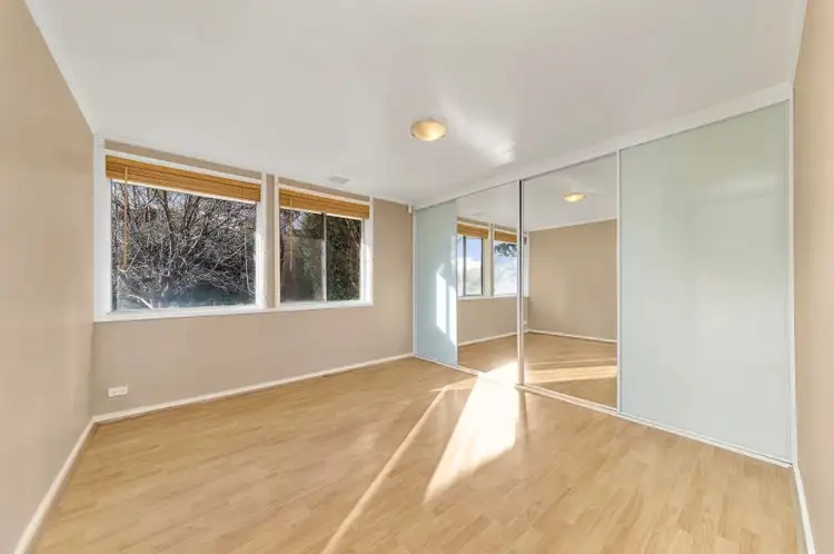 Sixth view of Homely house listing, 10 Lipscomb Place, Macgregor ACT 2615