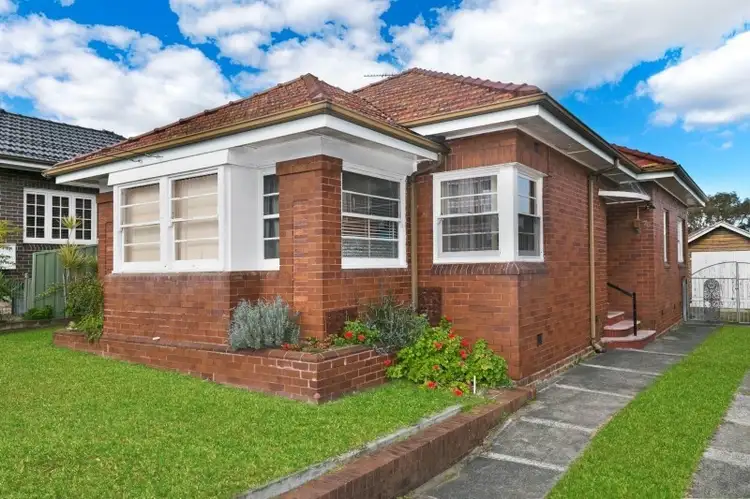 76 Wolli Avenue, Earlwood NSW 2206
