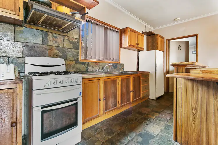 Seventh view of Homely house listing, 8 Treesbank Avenue, Springvale VIC 3171