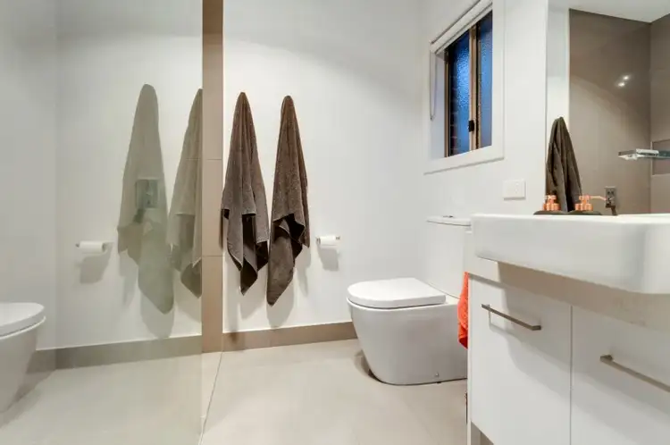 Seventh view of Homely unit listing, 2/123 Franciscan Avenue, Frankston VIC 3199